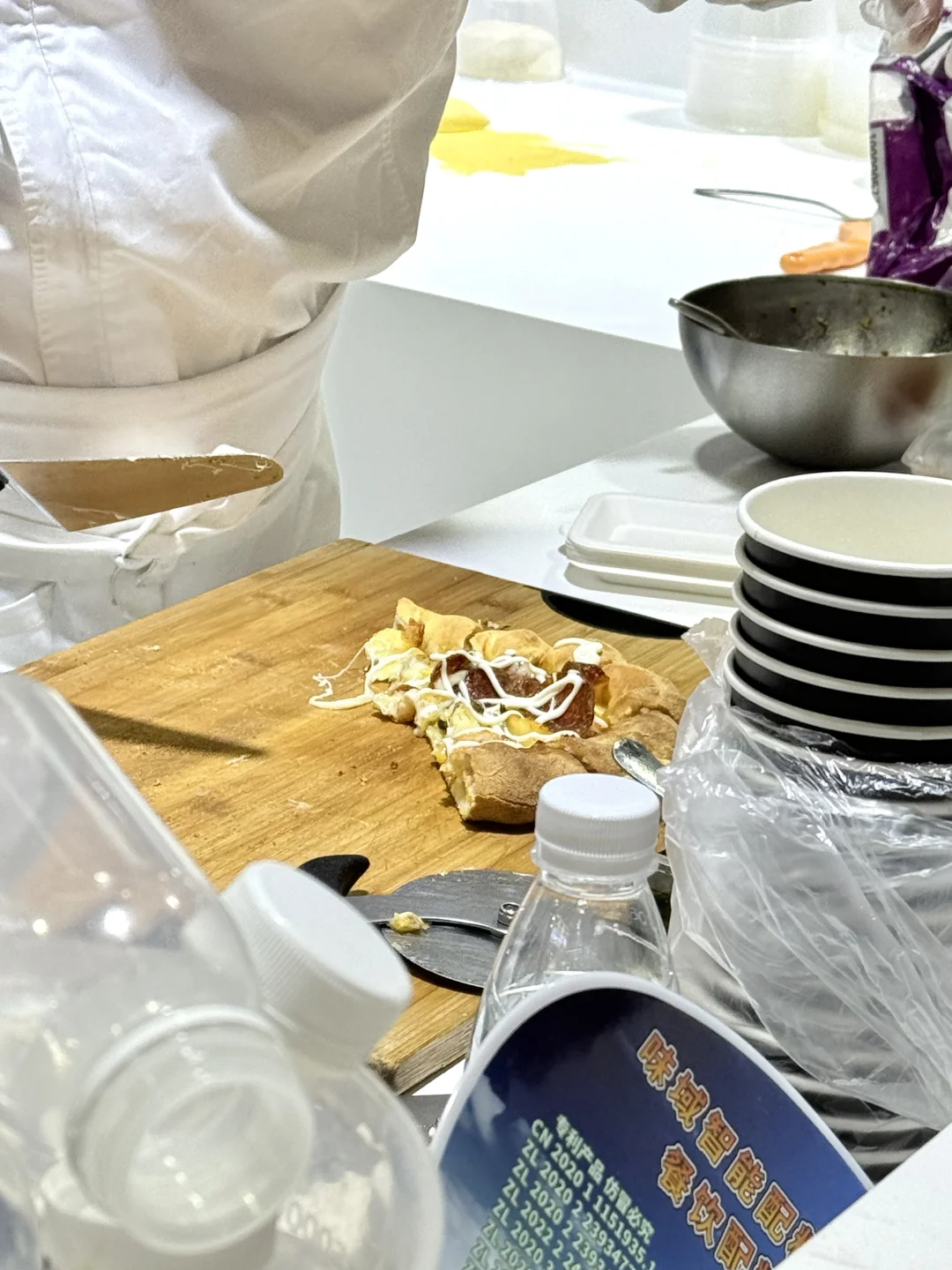 大学生勇闯餐饮博览会的一天