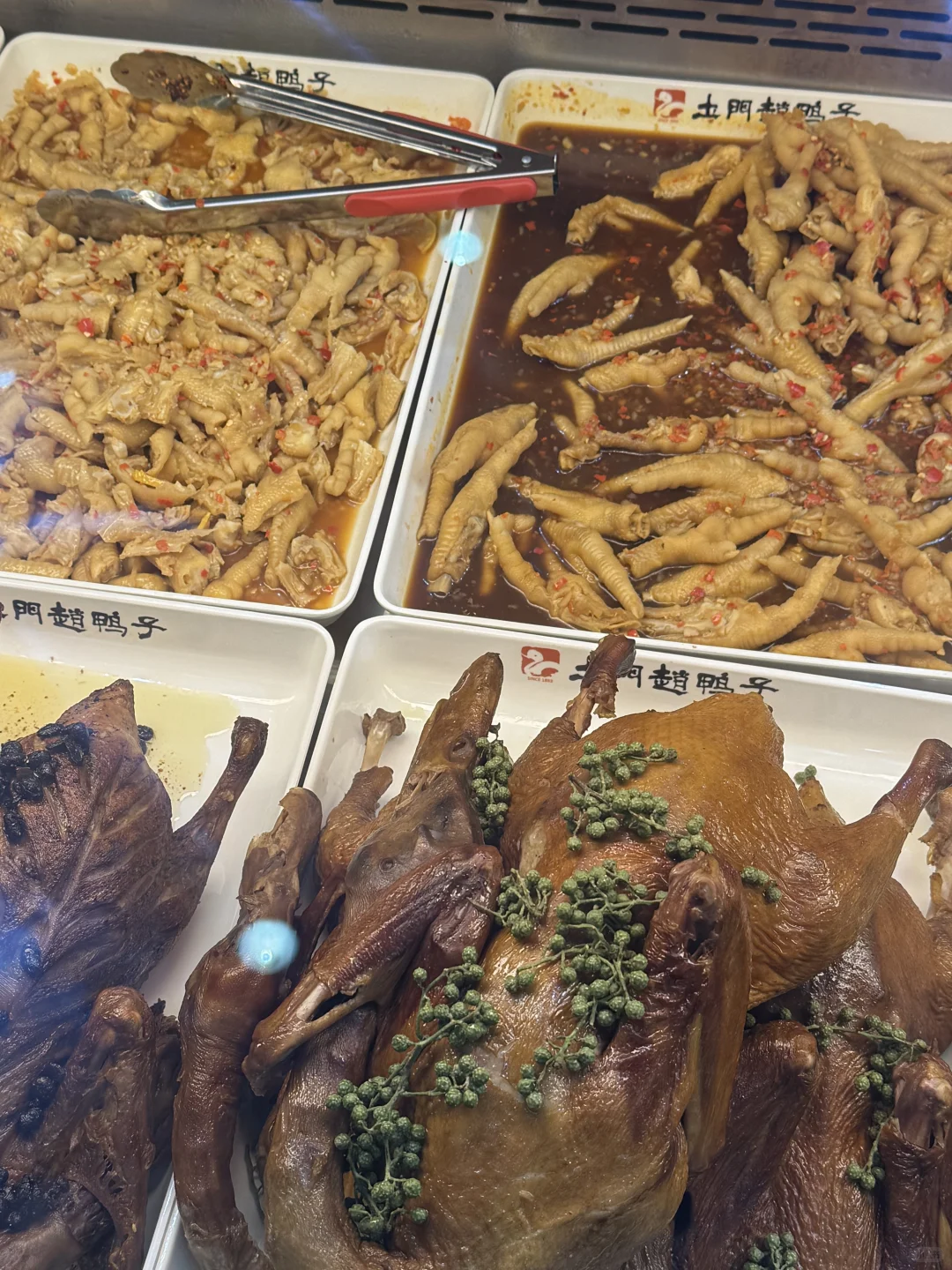 大学生勇闯餐饮博览会的一天