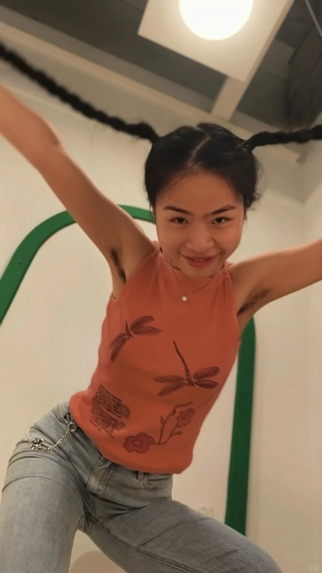 三无女孩自然素来自由！