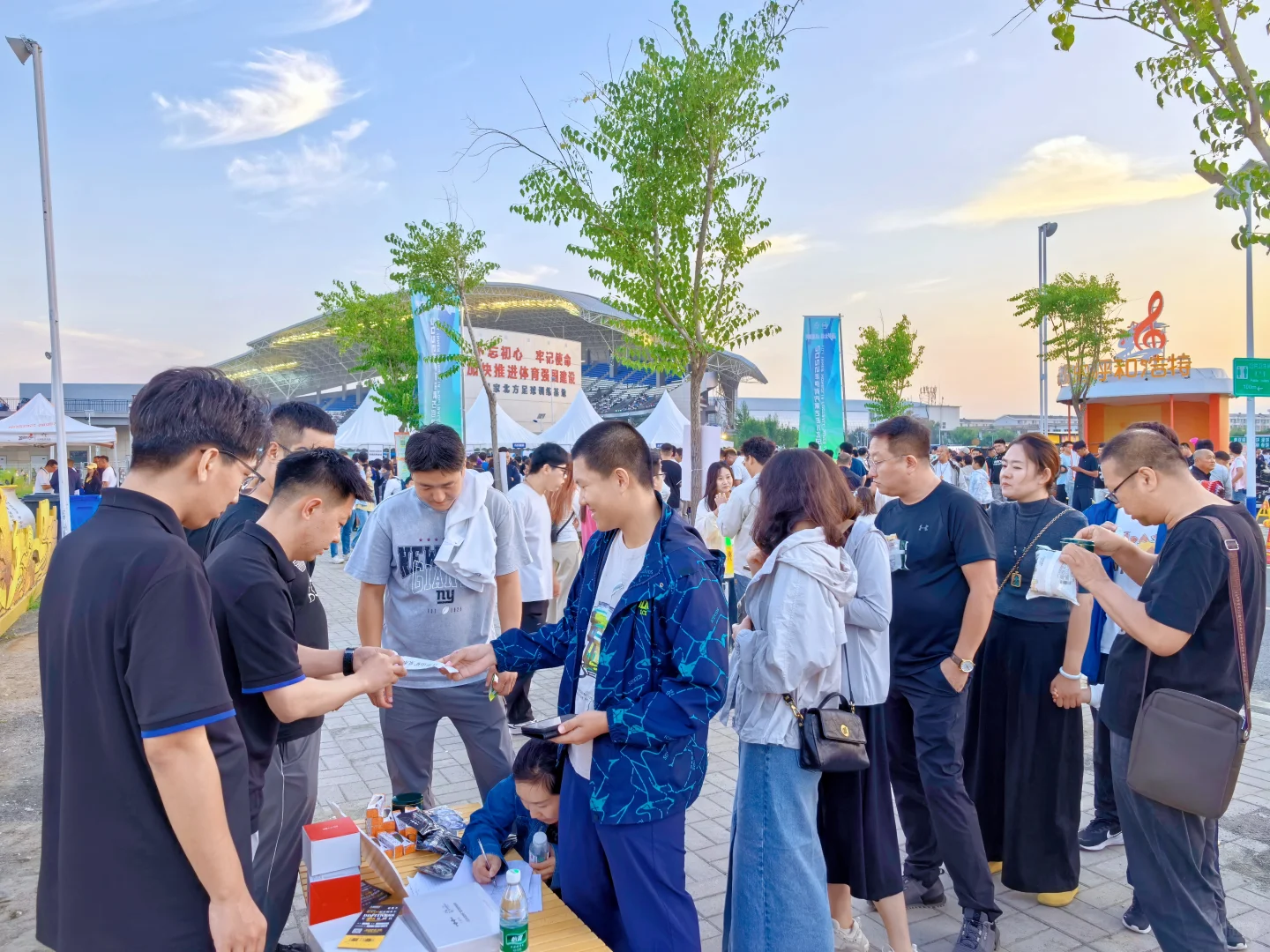 蒙超足球联赛外展