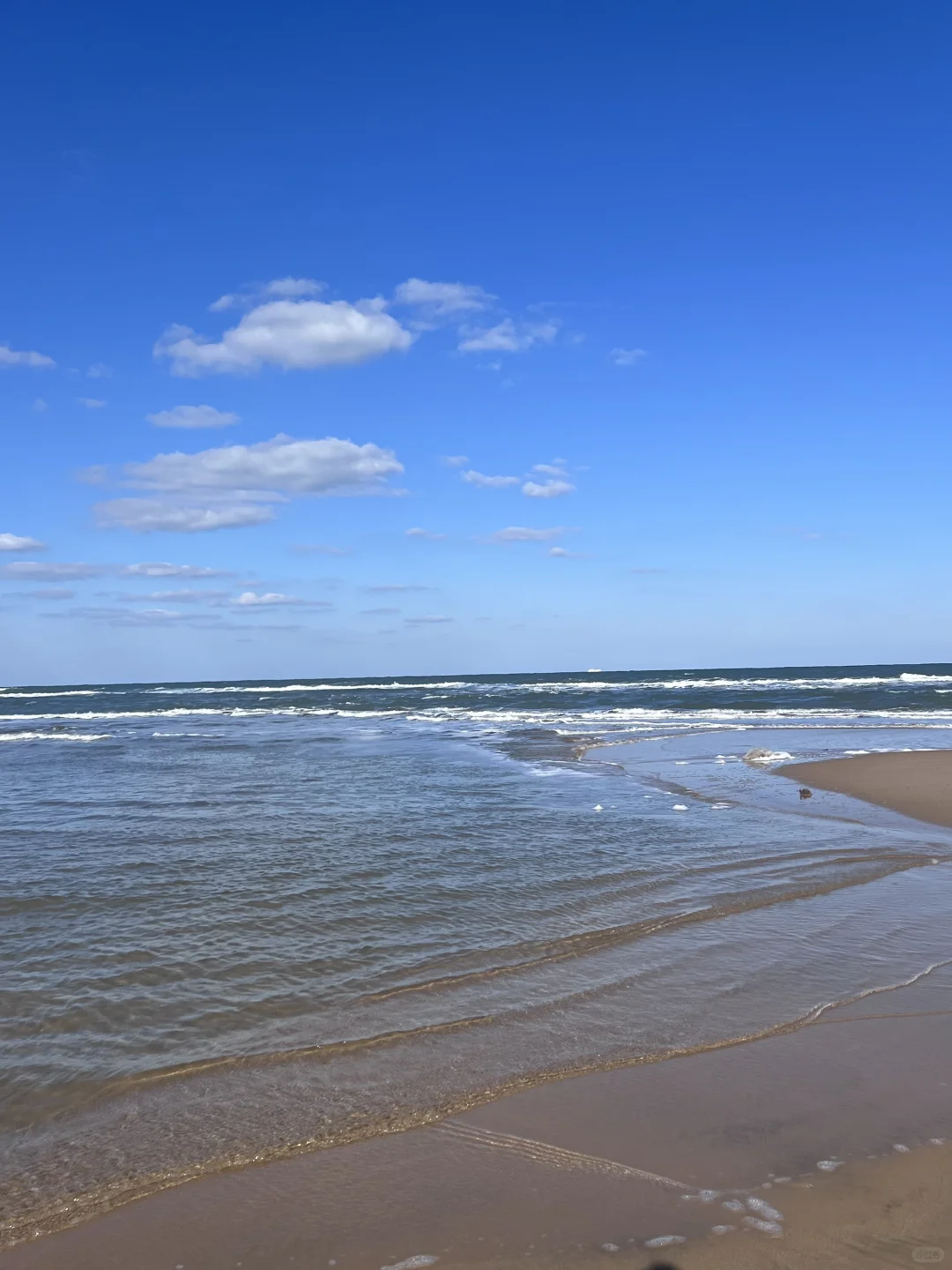 一套适合海边的穿搭?