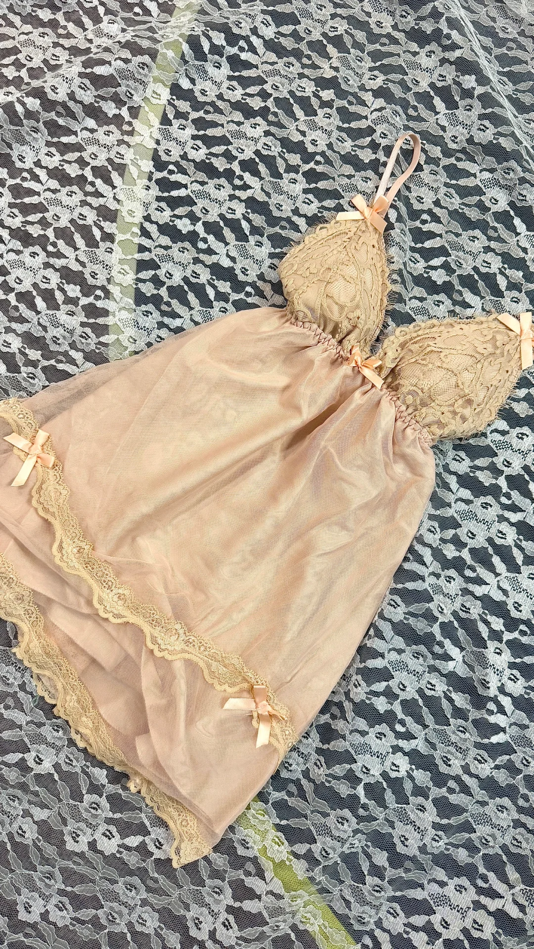 真的有被这条睡裙美哭～