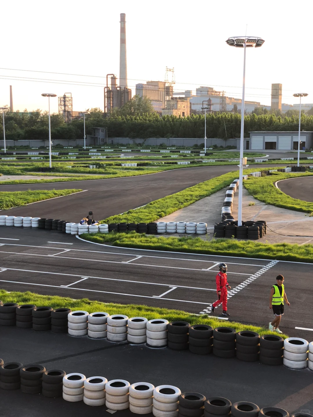 应该是河北省最大卡丁车场了 邯郸菲尔瑞斯