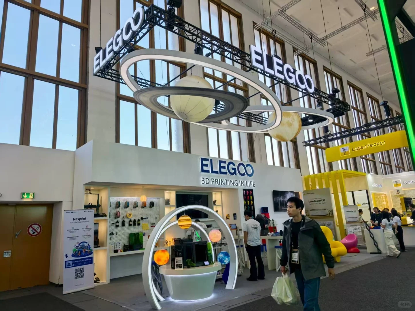 ??宝宝，你是一个展会全能特种兵