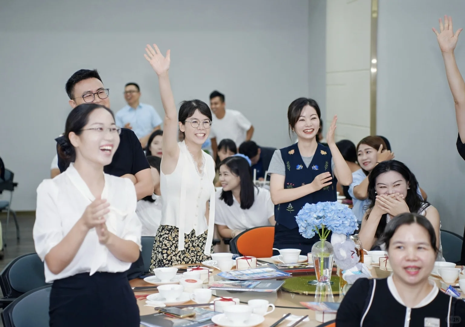 小型推介会怎么拍？