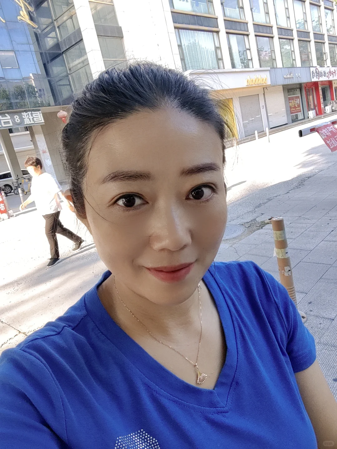 45岁三娃妈，还会有人喜欢吗？