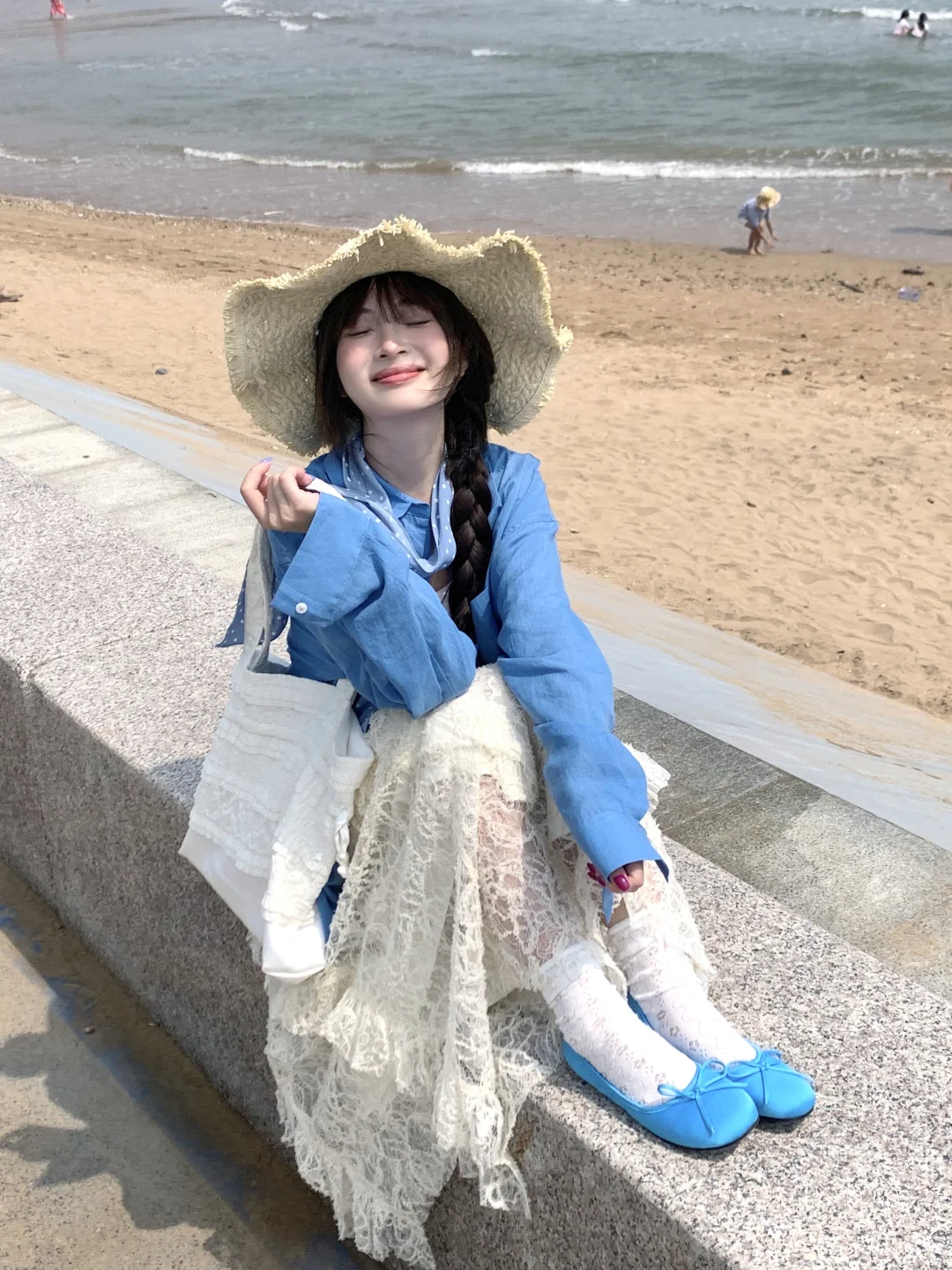 海边漫步? ·˚? ༘ᝰ?