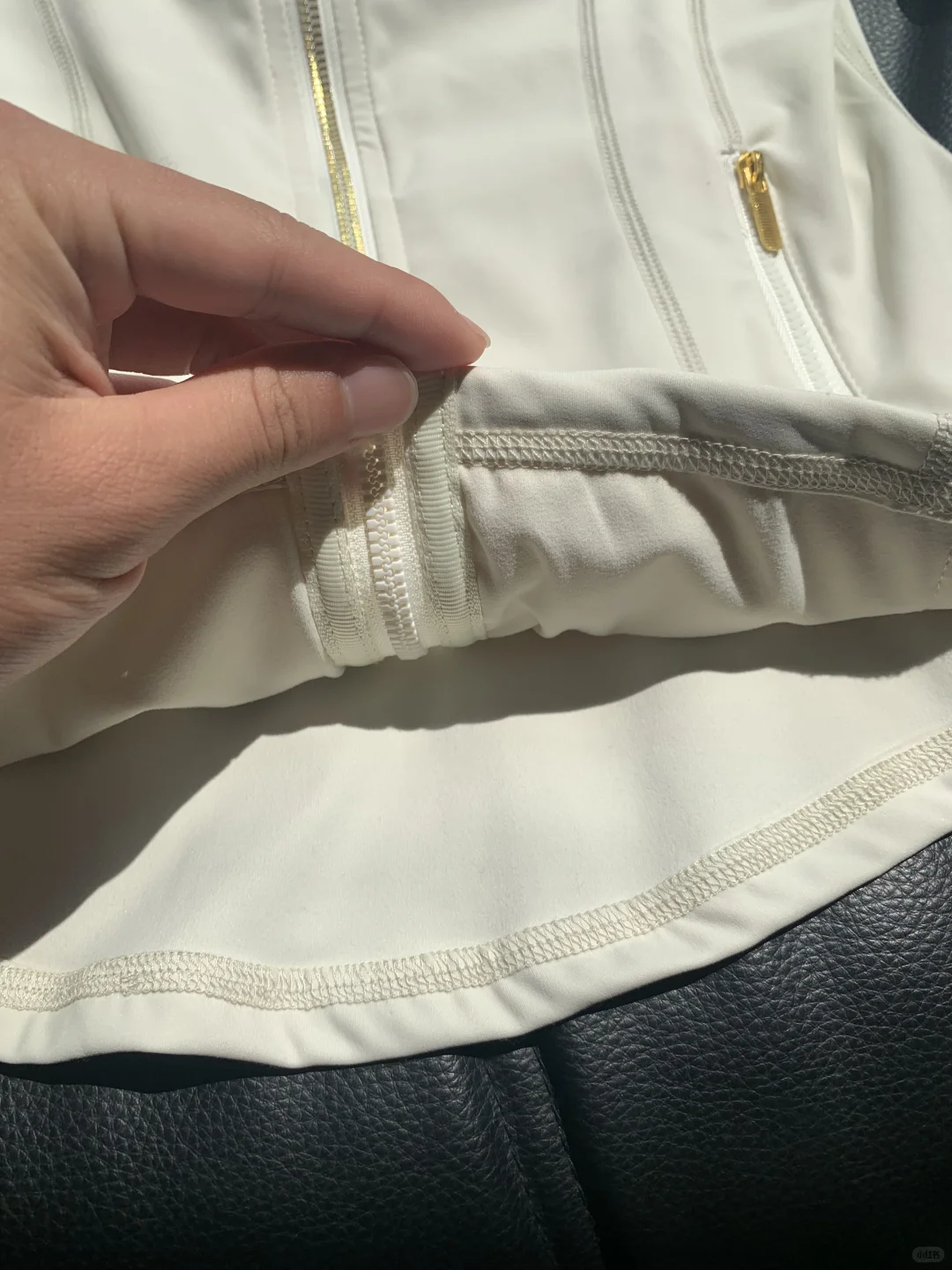 真是捡到宝了！这件瑜伽服！！显瘦绝了！