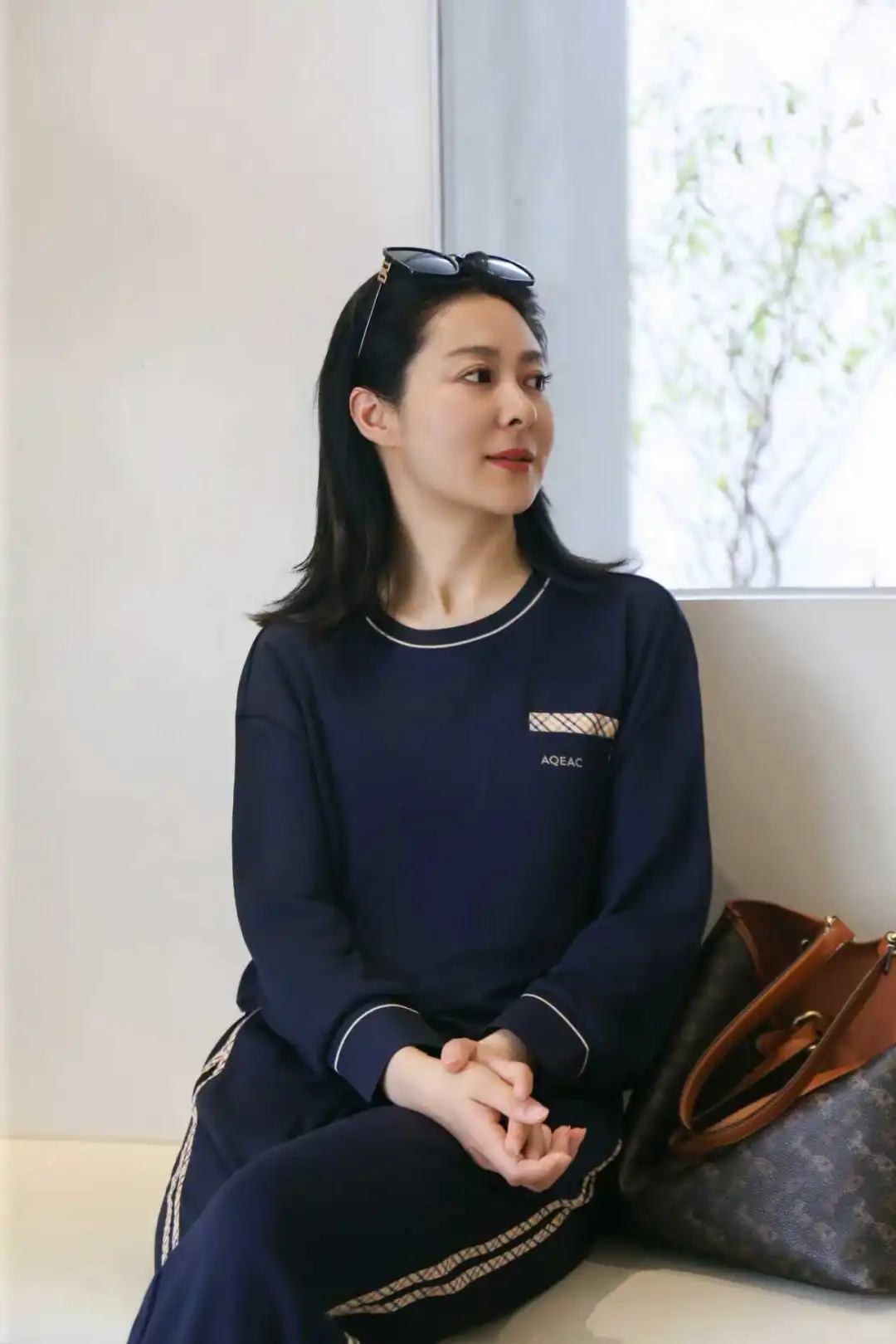 “穿衣自由，首先是舒适的自由”