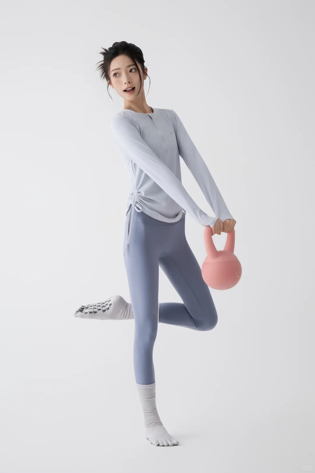 是你在找的瑜伽服模特吗