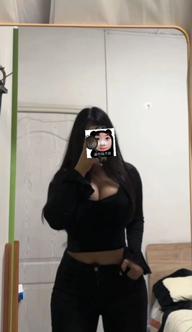 Hoodie和牛仔裤绝配～～～