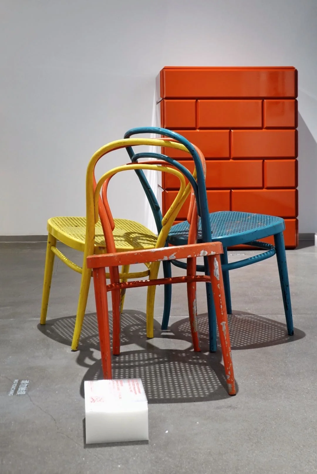 重庆新展免费,瑞士经典设计展来了!!