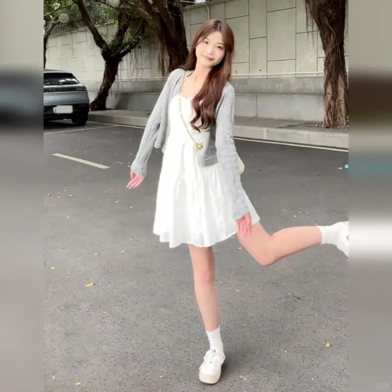 ?白裙爆单！小个子海边穿搭太绝了