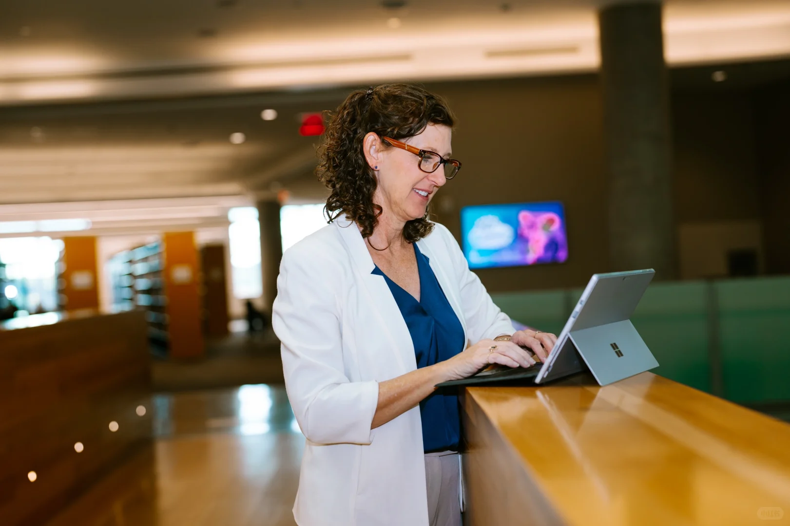 在美国生活久了变得很能欣赏熟女的美