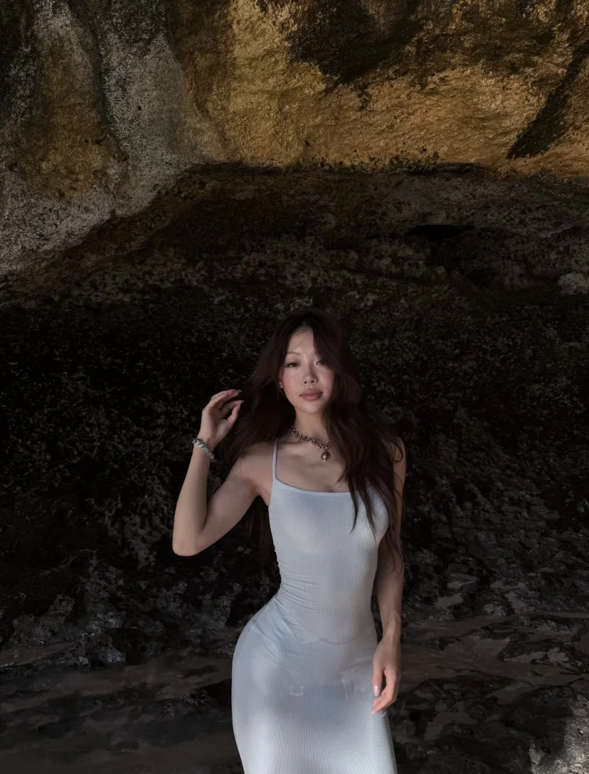 海边度假就穿假日蓝⛱️