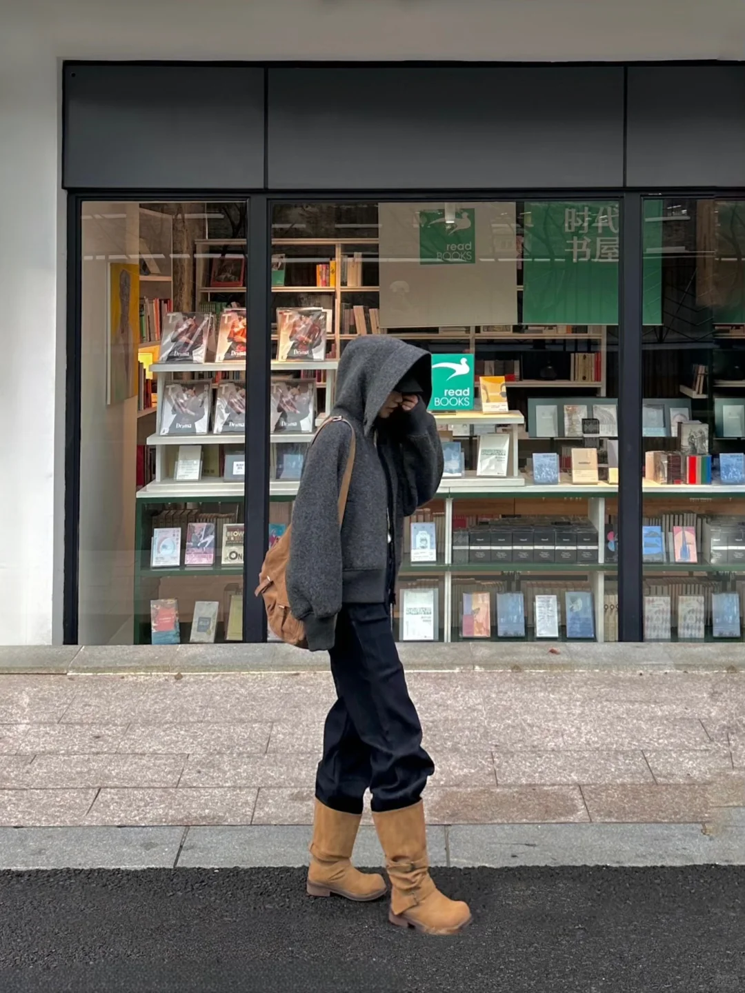 记住这个上海地方?一次性?看五个展