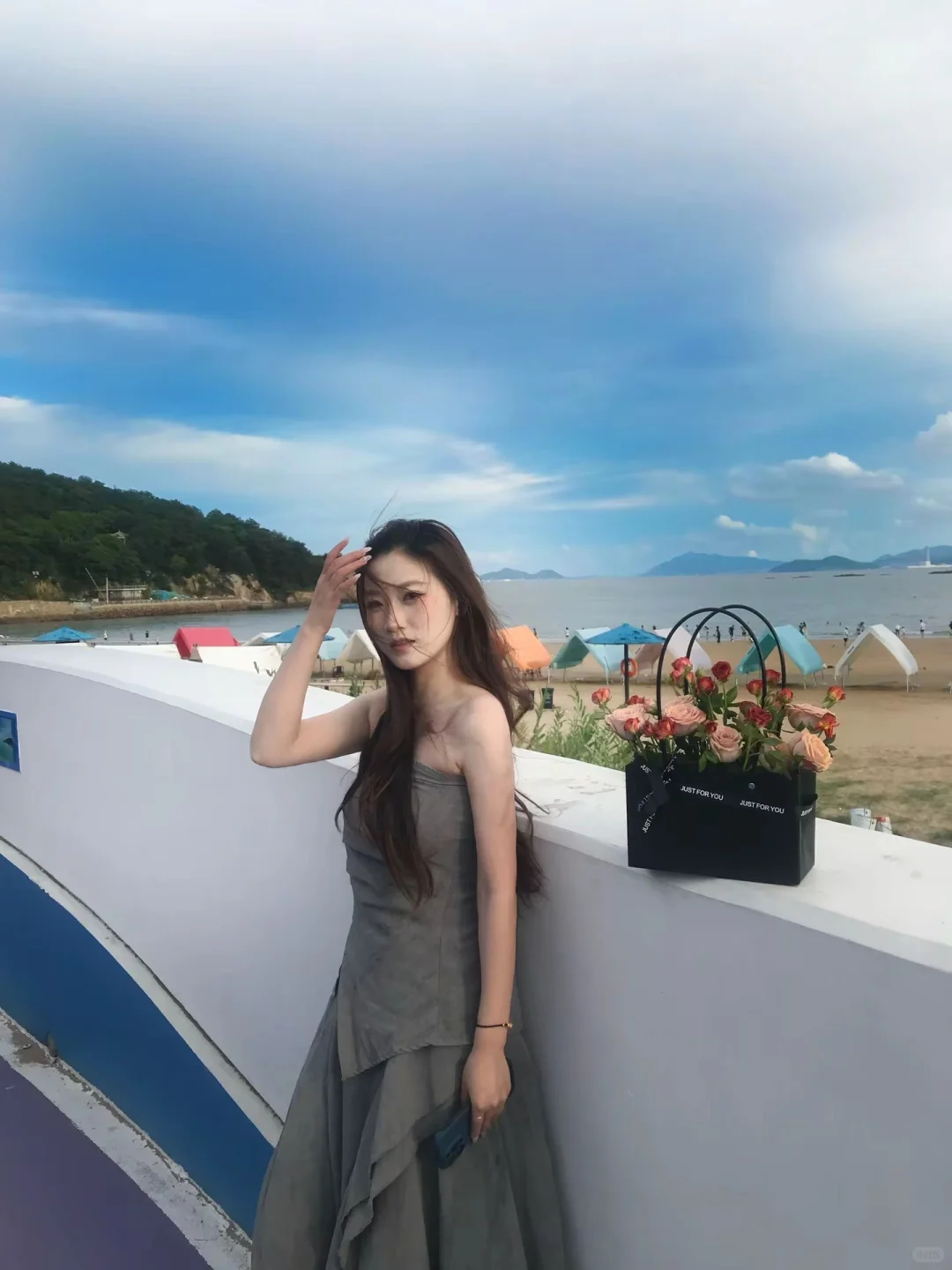 海边穿搭/复古长裙来的氛围感