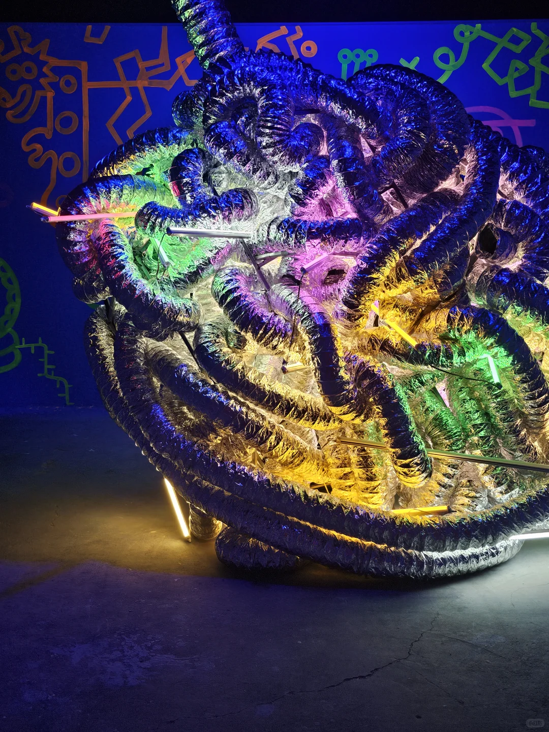 铁锚新展|《郑元無·潮流五金店》?