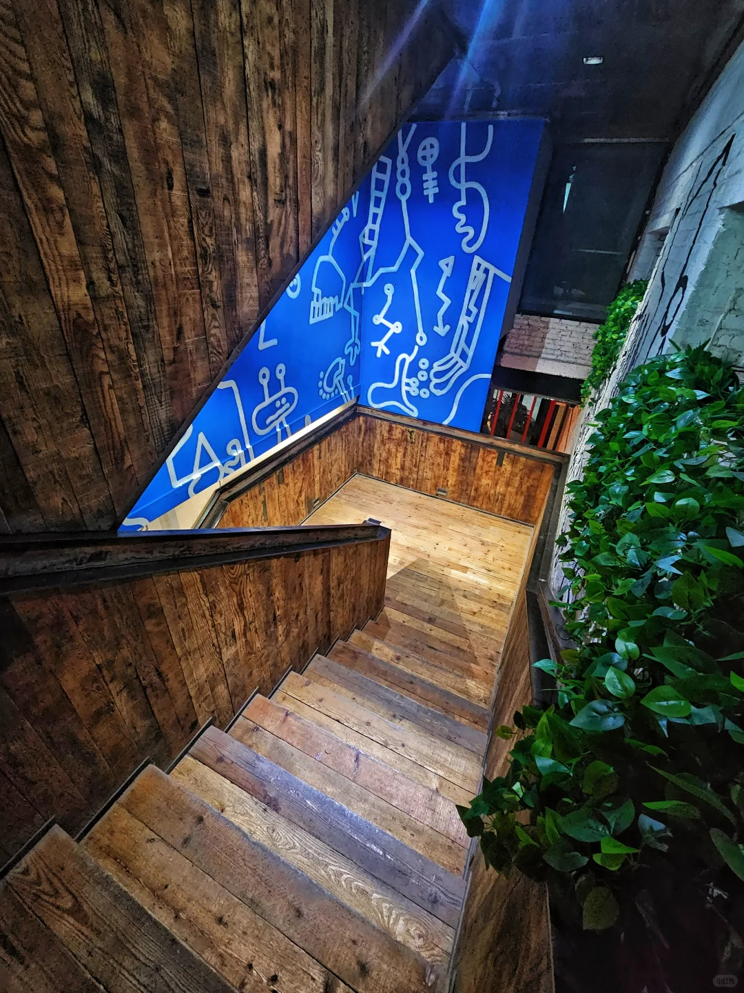 铁锚新展|《郑元無·潮流五金店》?