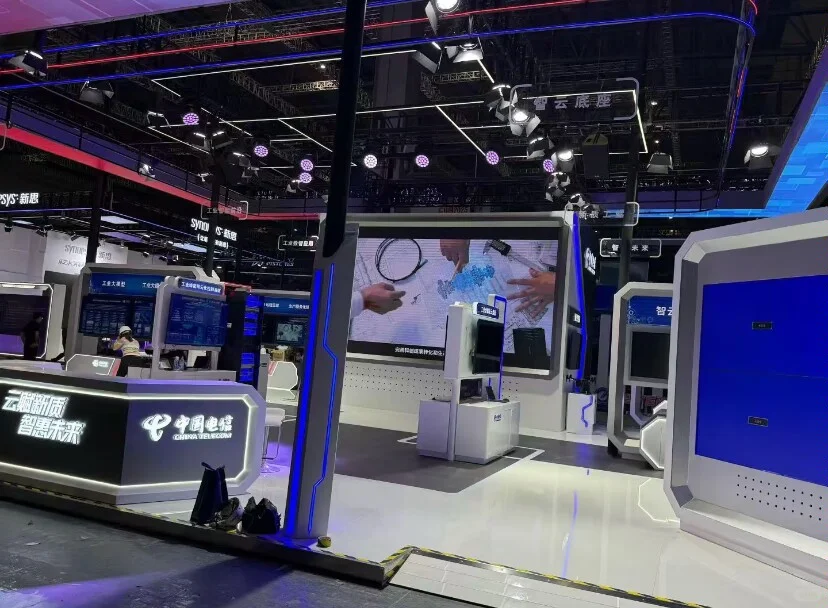 ?上海工博会开展啦!这些展台设计也太卷