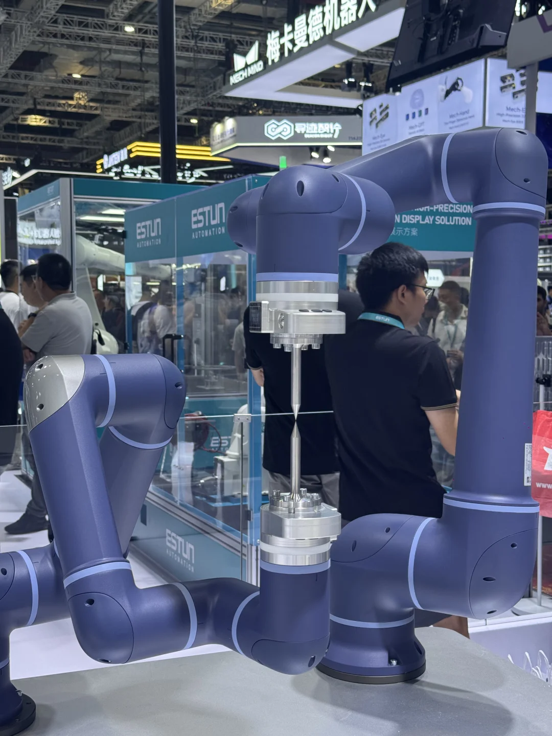 大二勇闯工博会