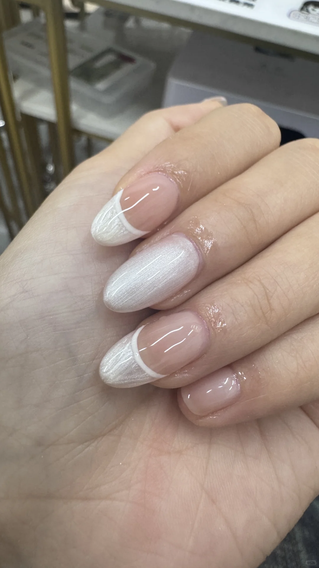 我给美甲店的，店里给我的，我的泪啊