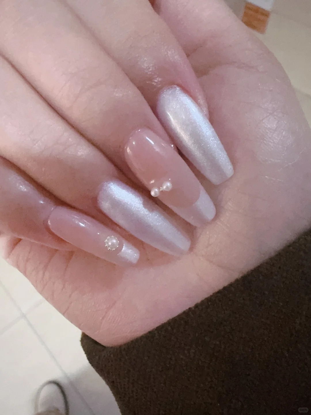 我给美甲店的，店里给我的，我的泪啊