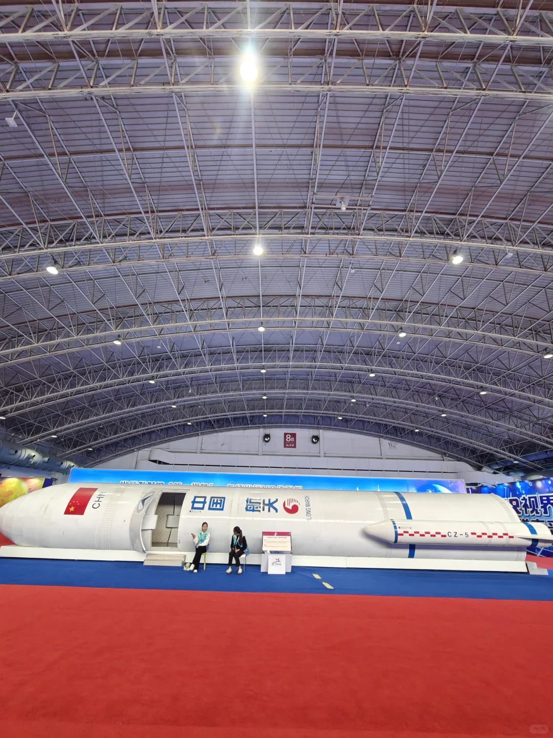 北京国防展:不敢想象,我真的登上了歼20!