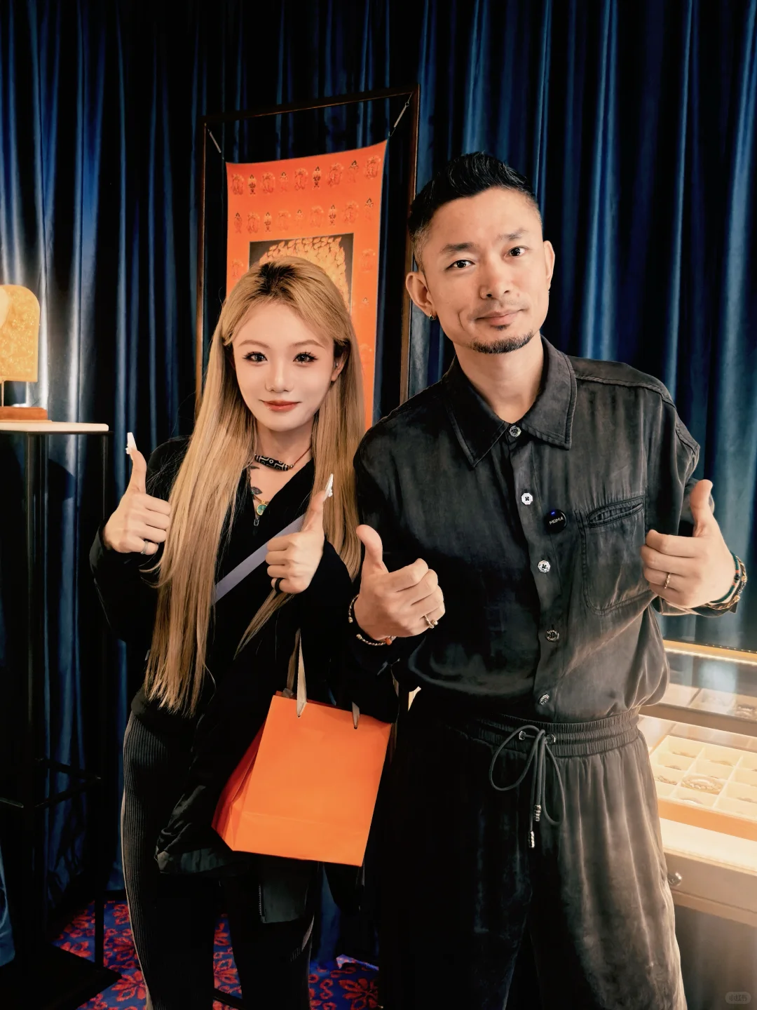 去展会啦 看见甲子哥和小嘴哥啦