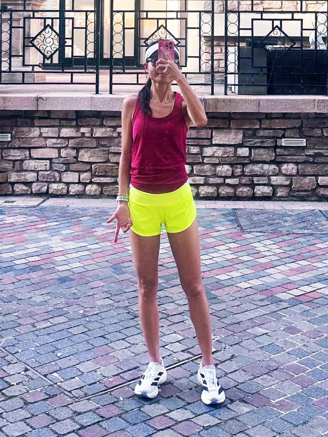 ber 你去工程机械展看什么？当然是看热闹！