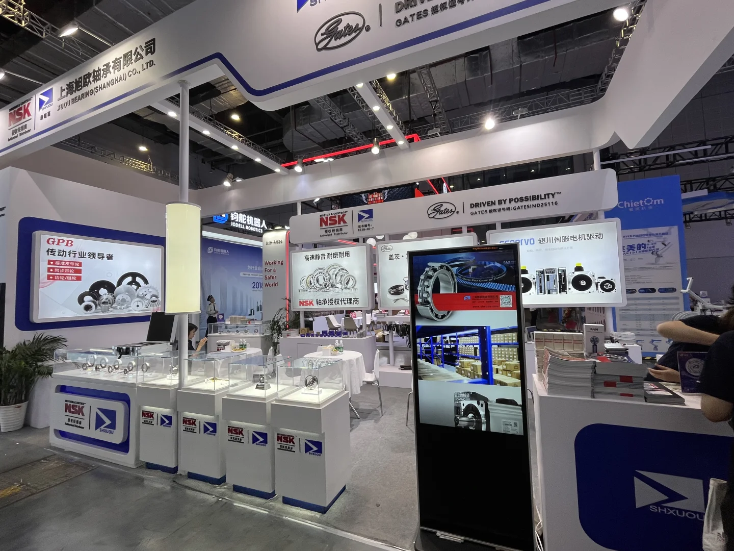 今天在展会，从8.1馆3号门进来即可看到我司