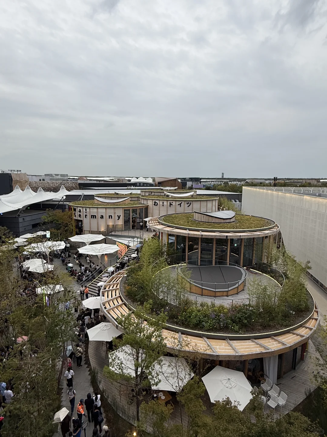 我以为大阪世博会没人了，结果。。。。