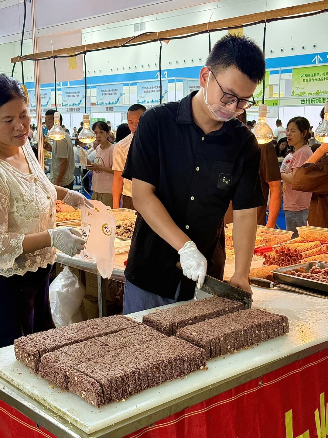 台州人的嘴太严了吧。。。