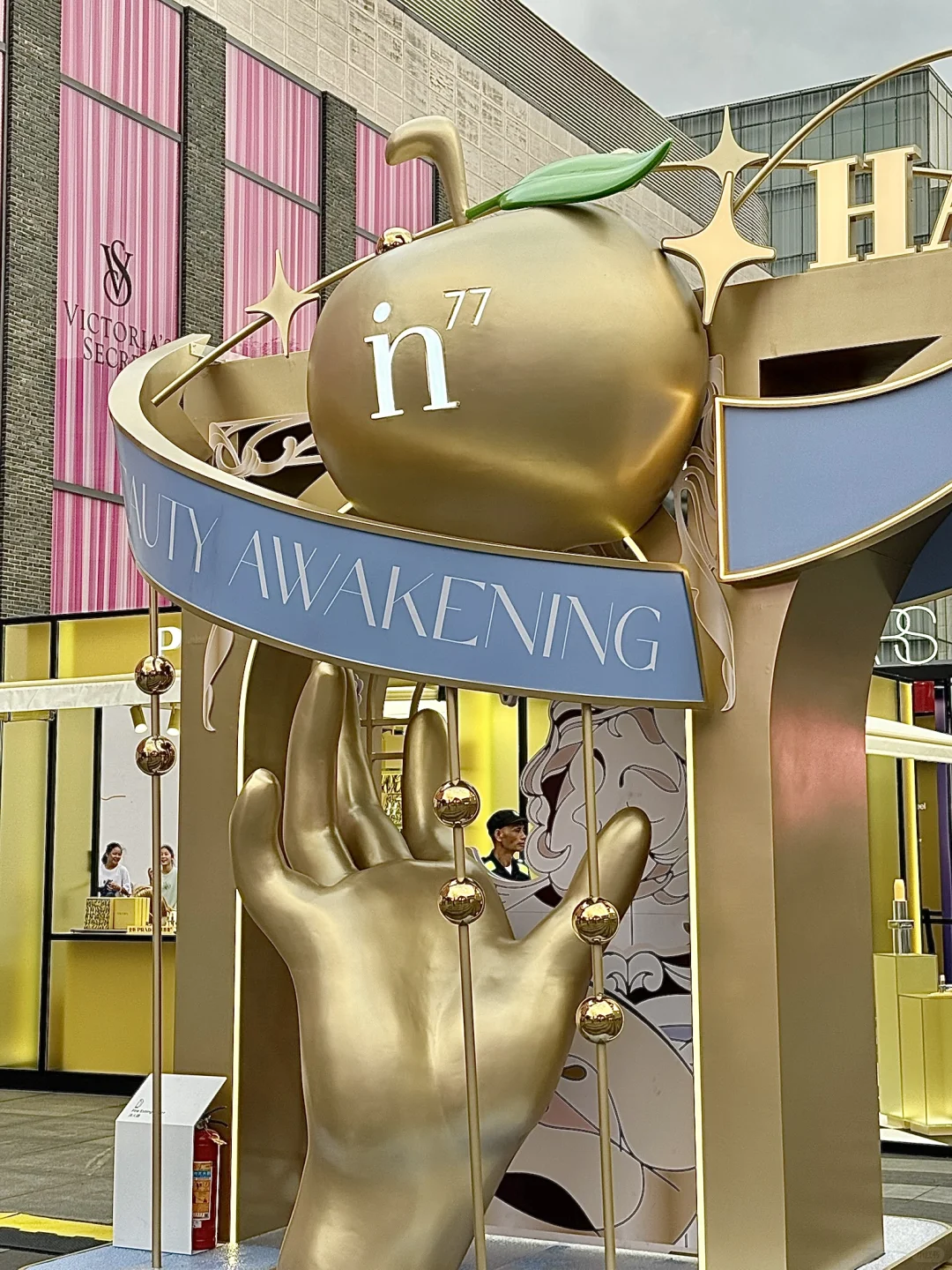 杭州漂亮姐妹集合?湖滨国际美妆节5.0来啦！