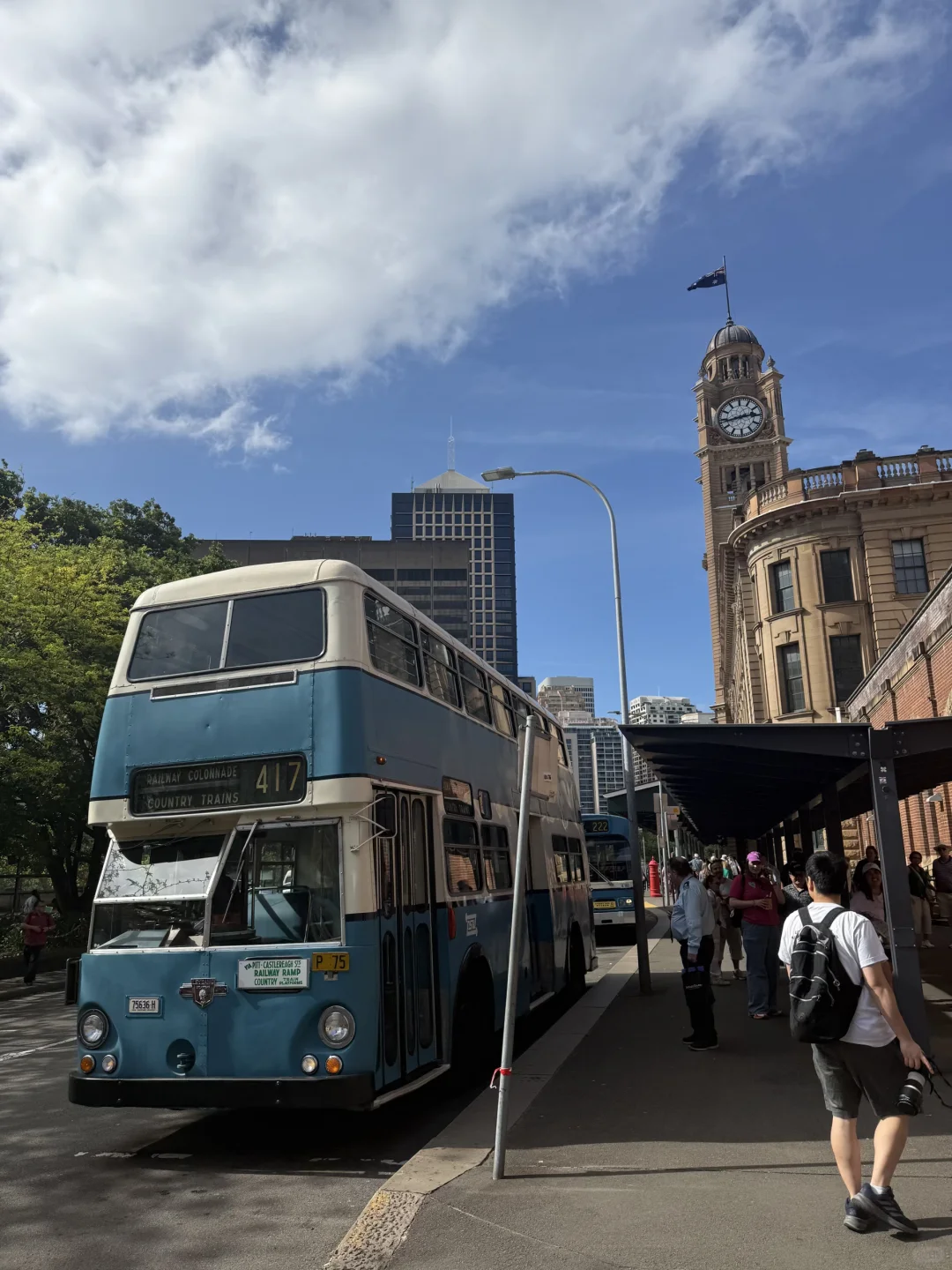 仅限三天‼️免费乘坐双层复古巴士环游city