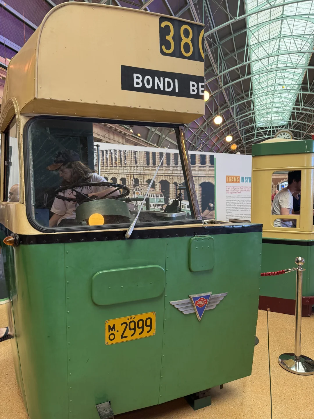 仅限三天‼️免费乘坐双层复古巴士环游city