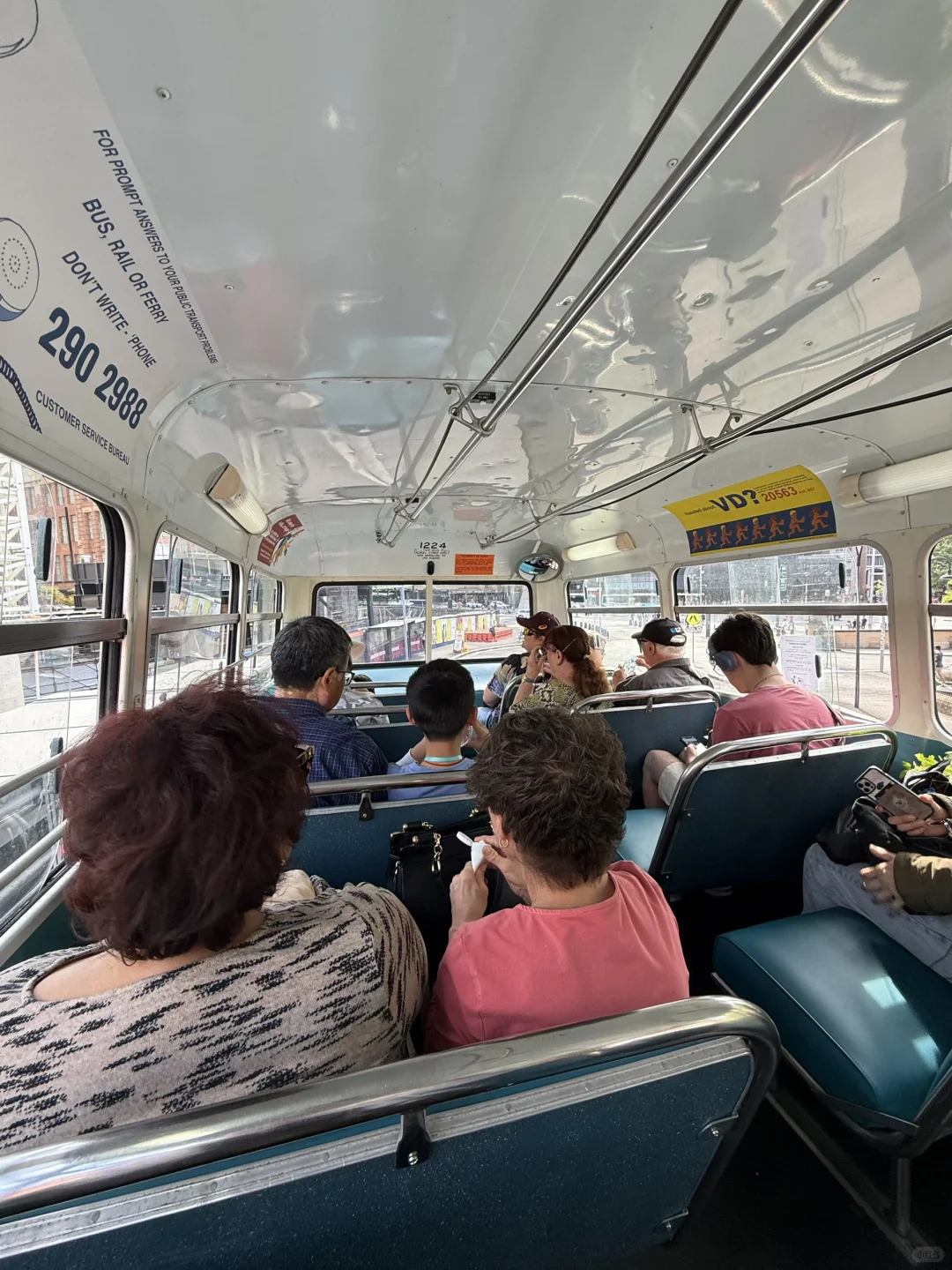 仅限三天‼️免费乘坐双层复古巴士环游city