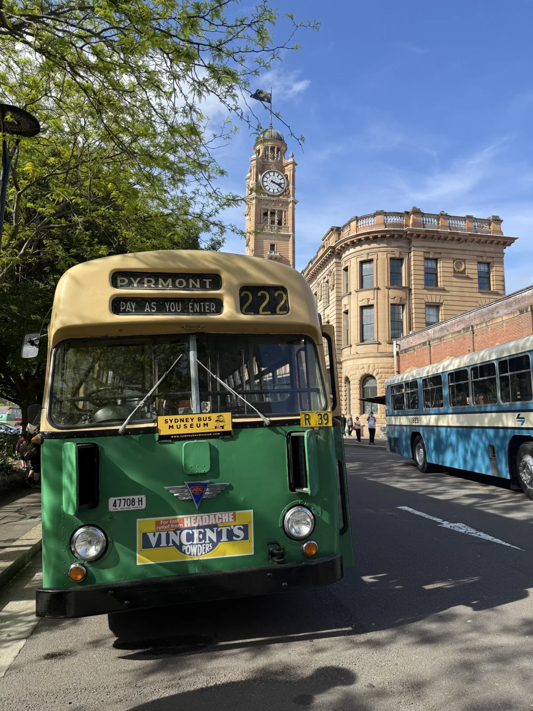 仅限三天‼️免费乘坐双层复古巴士环游city