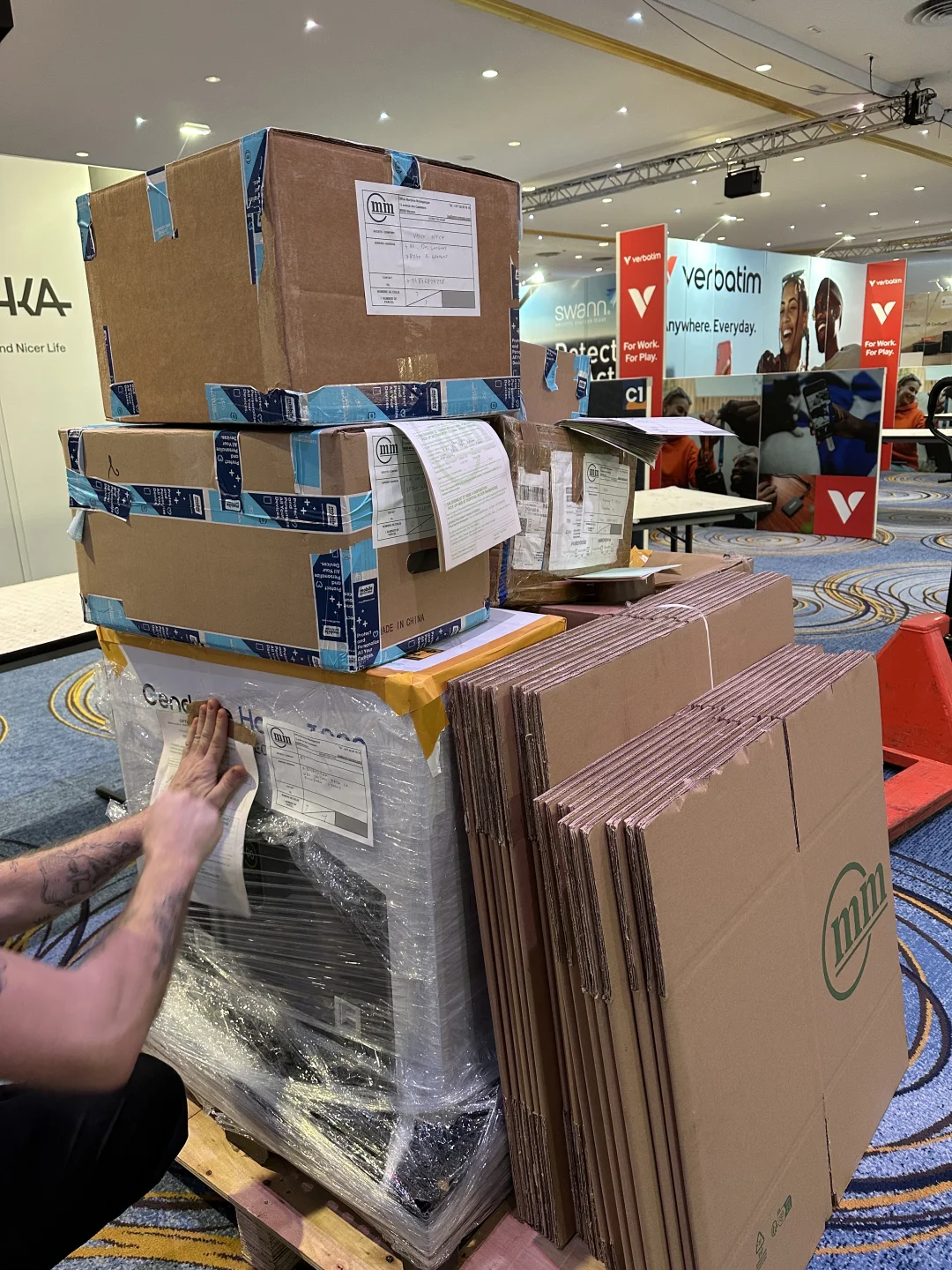 00后海外销售| ??第一次出海参展分享