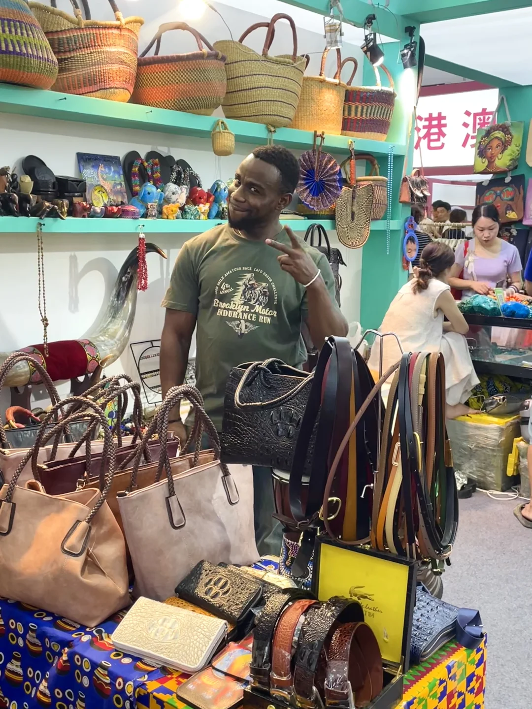 喀什宝藏展会！简单粗暴，好看又好逛！??✨