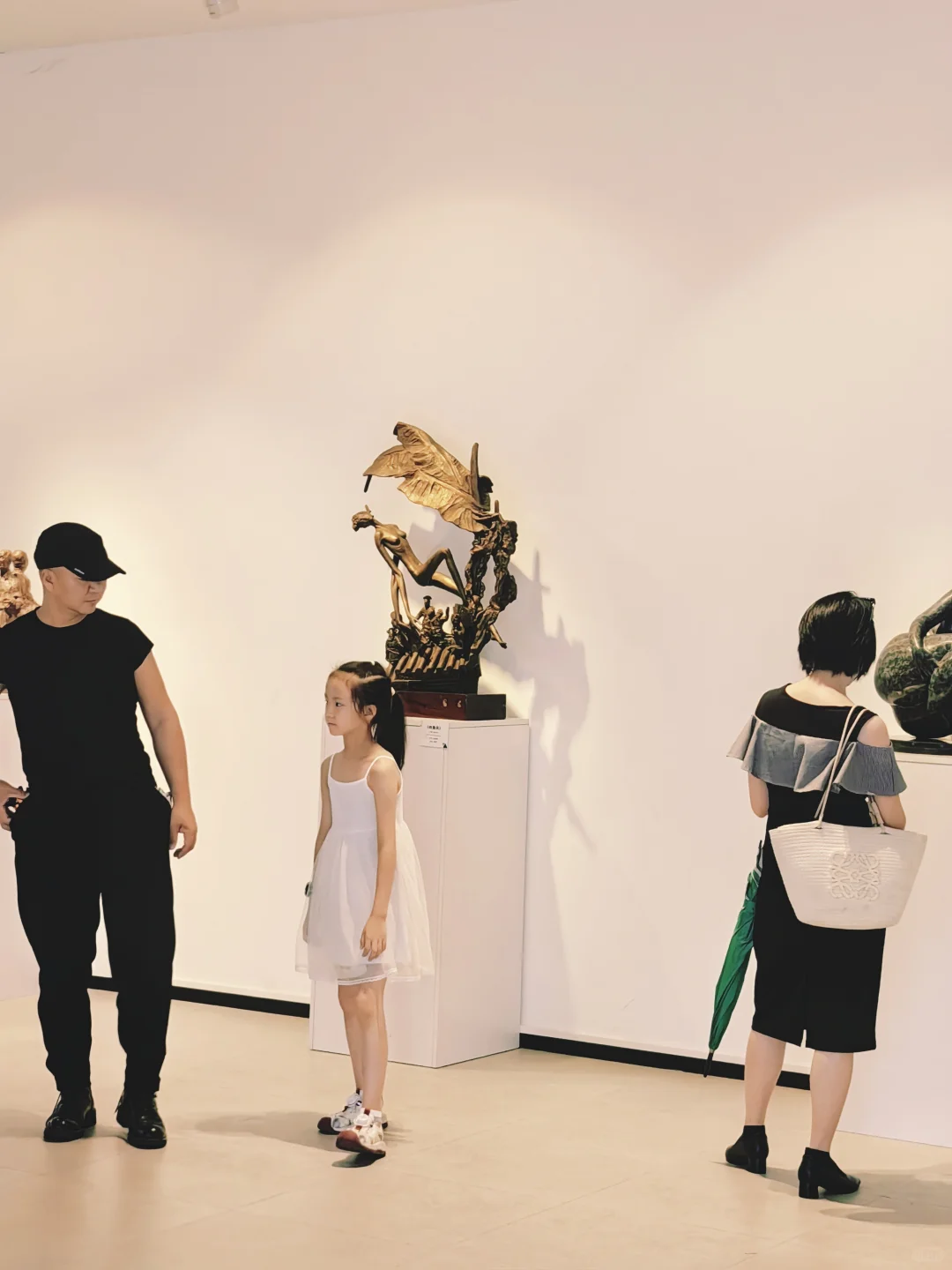 广州人速来！被一堆神仙雕塑包围了！