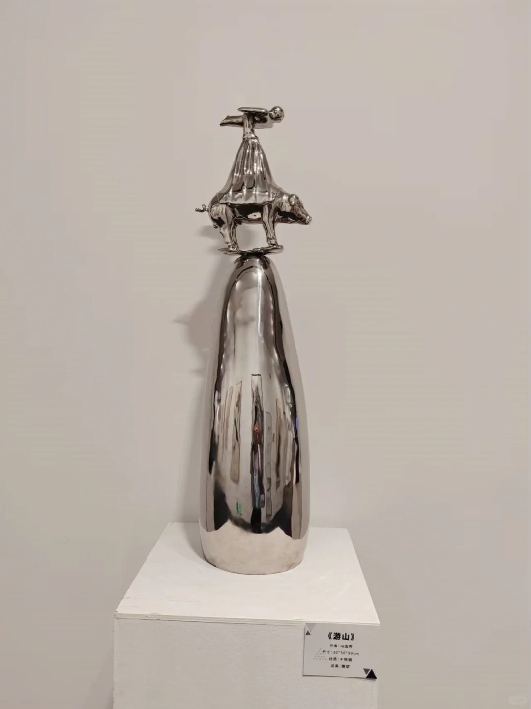 广州人速来！被一堆神仙雕塑包围了！