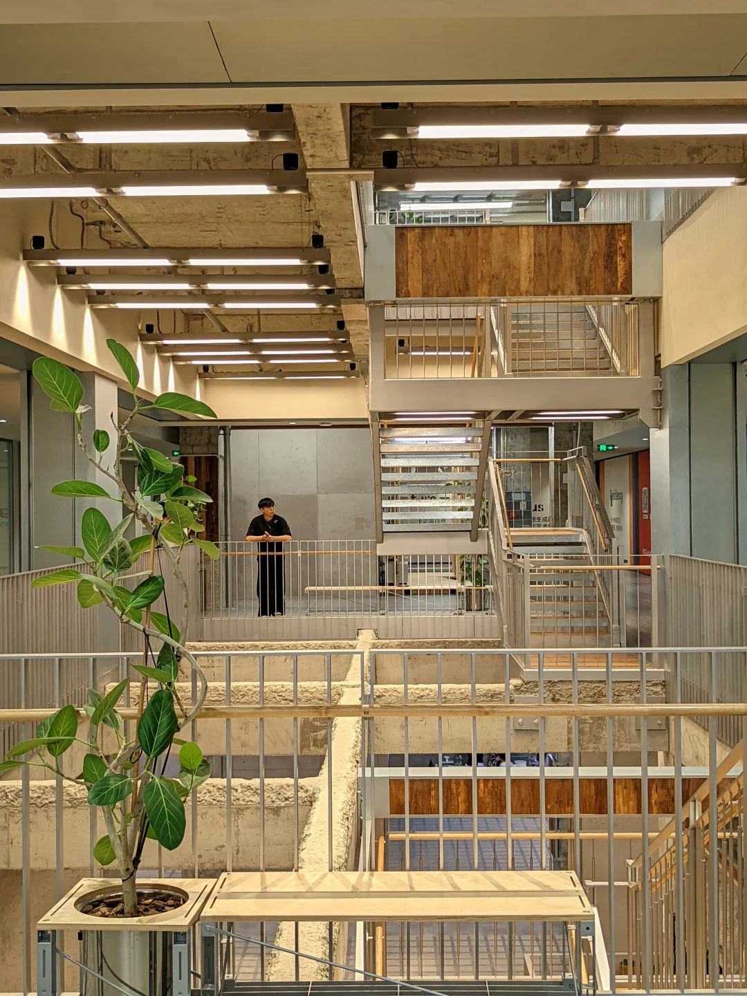 重庆看展｜中瑞建交75周年，瑞士设计展来袭