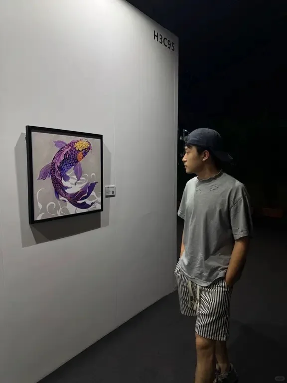 今天不上班，今天上海看展