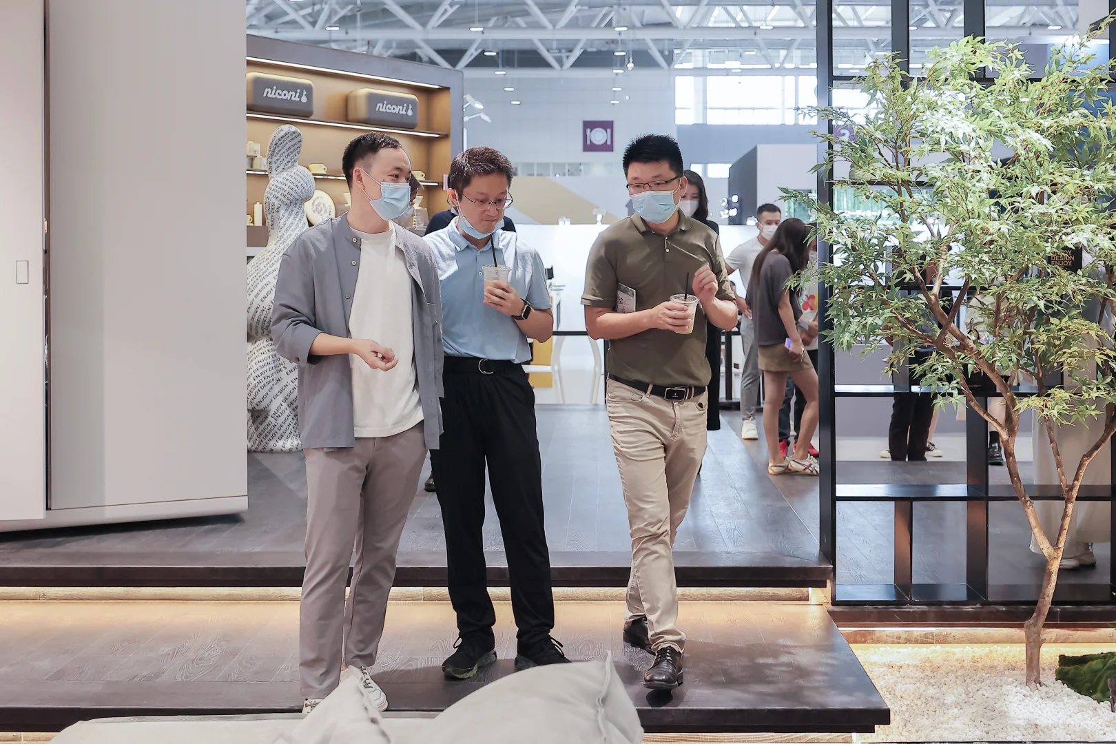 以设计点亮生活，设计展！?