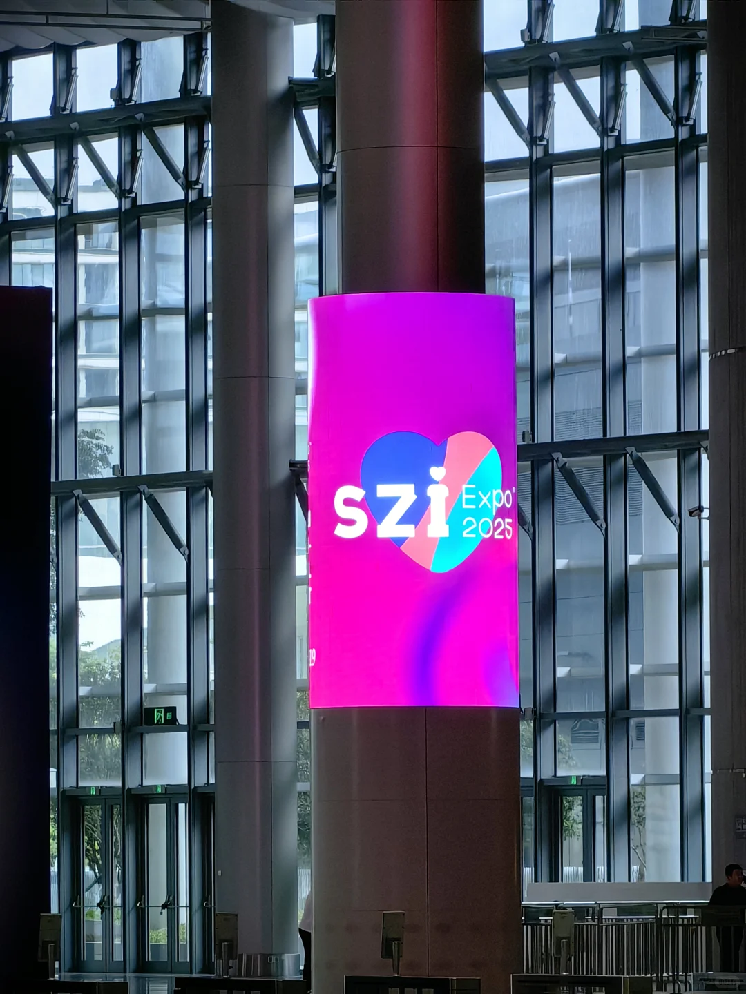 工作日去逛大人展才是正经事!!