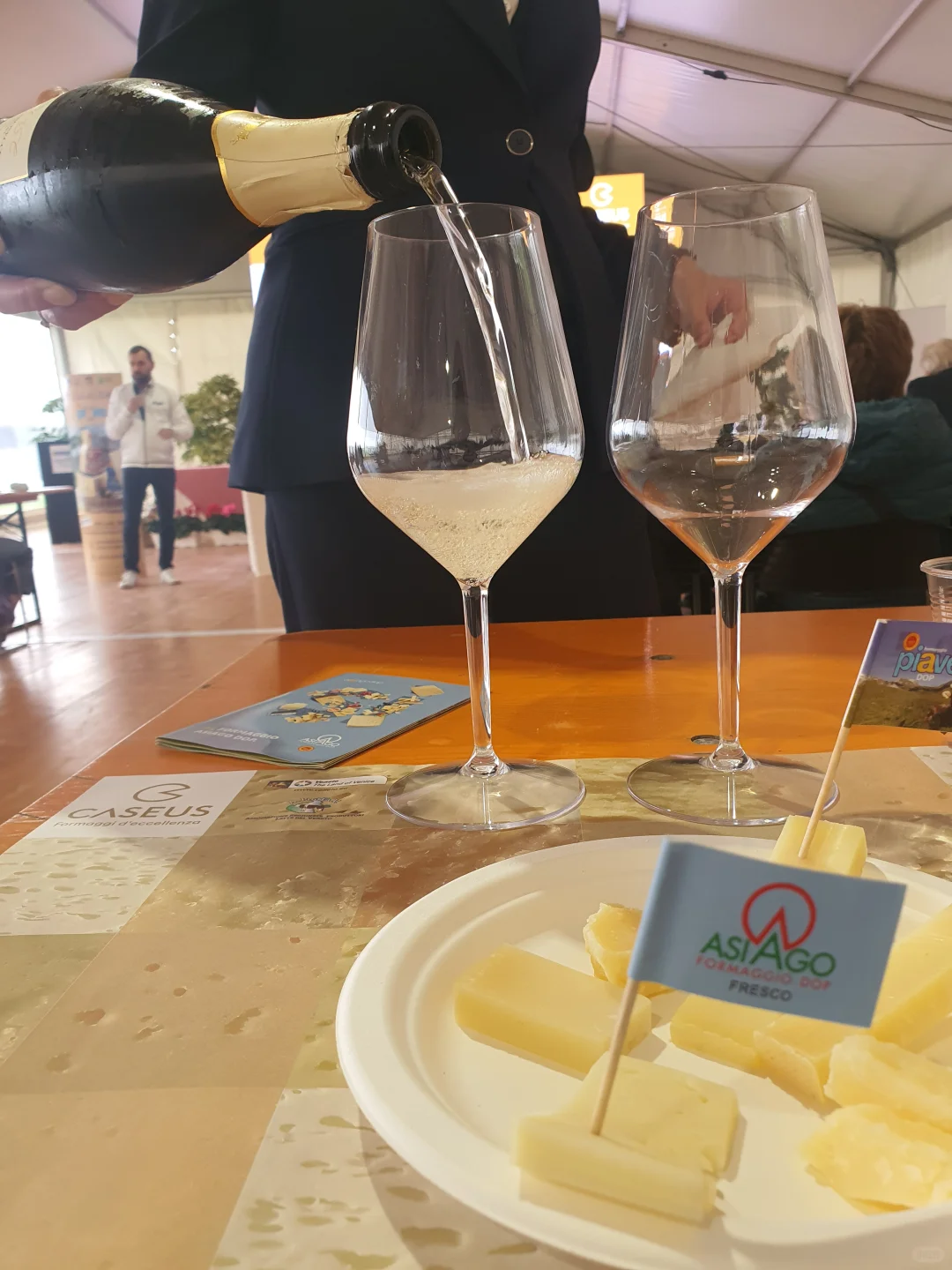 ??奶酪展会? 免费!