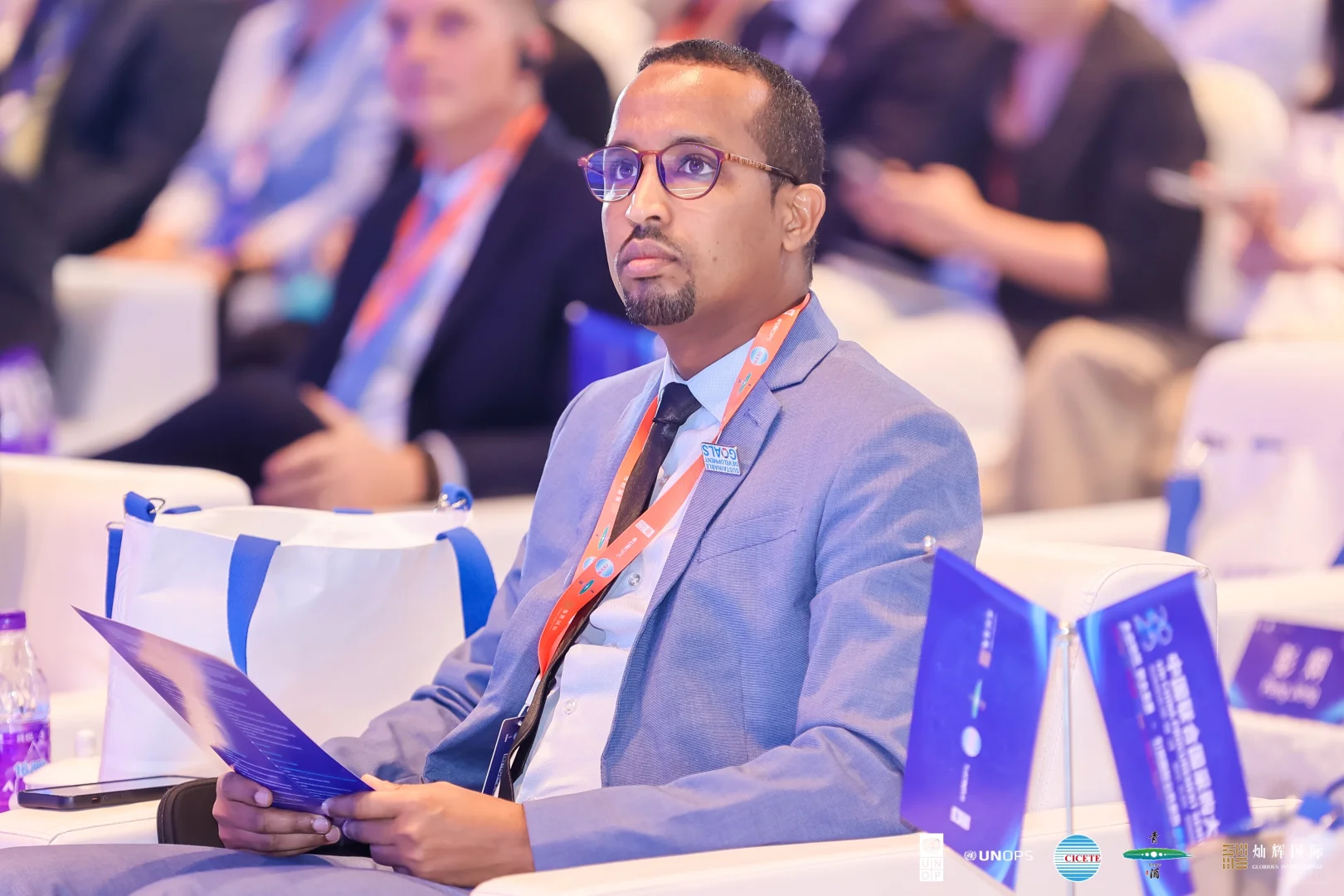 带领团队参加联合国采购大会