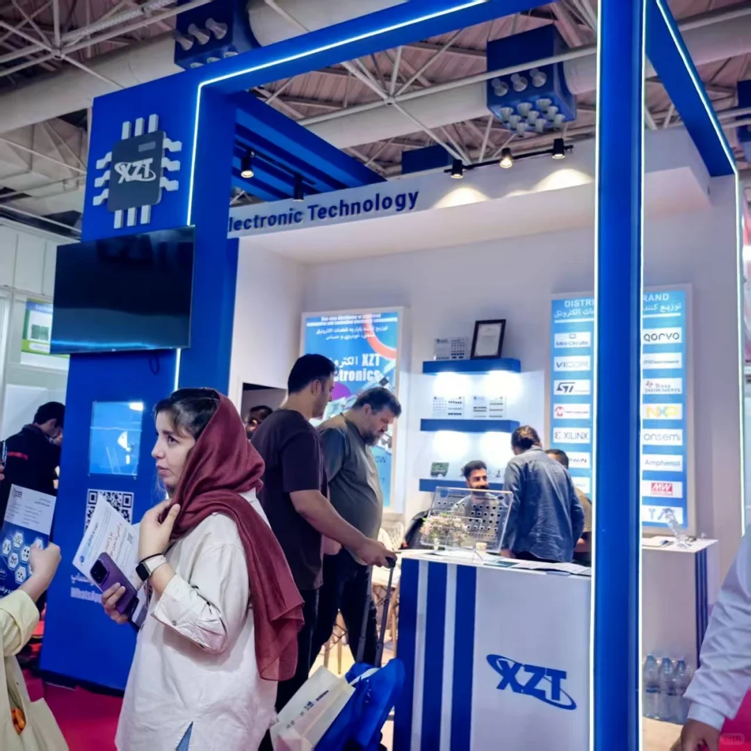 伊朗电子展会第一天人流好多呀！