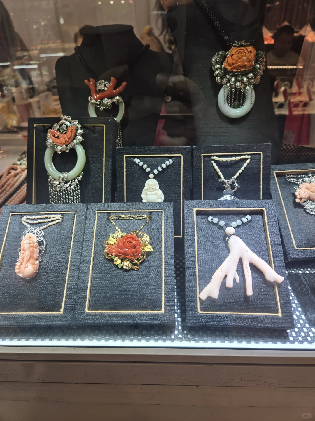 又到了珠宝展扎堆的季节了